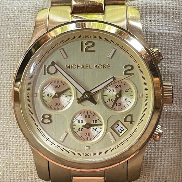 Michael Kors Gold Watch - Runway - Stainless in Stunning Gold with Box - Picture 3 of 13